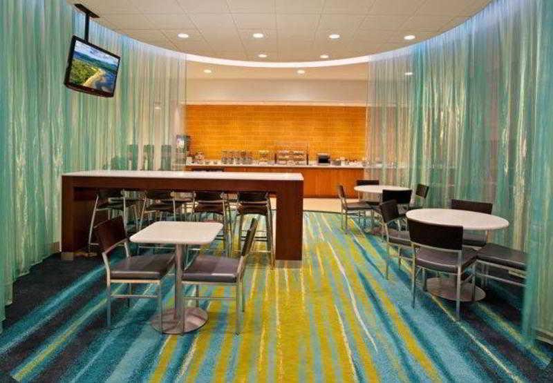 Springhill Suites Pittsburgh Southside Works Restaurant photo